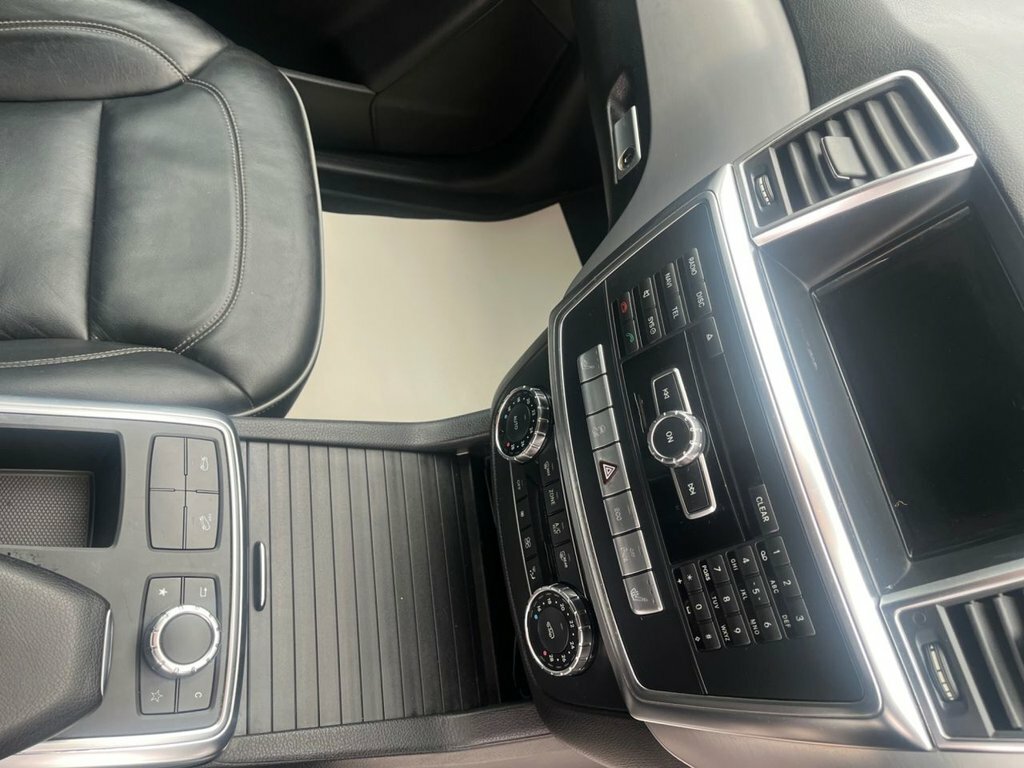 Mercedes-Benz M Class 2.1L Amg Sport Silver #39