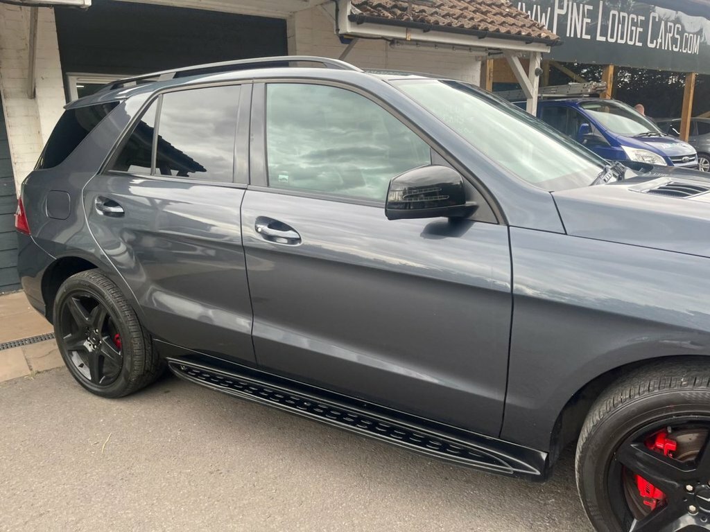 Mercedes-Benz M Class 2.1L Amg Sport Silver #10