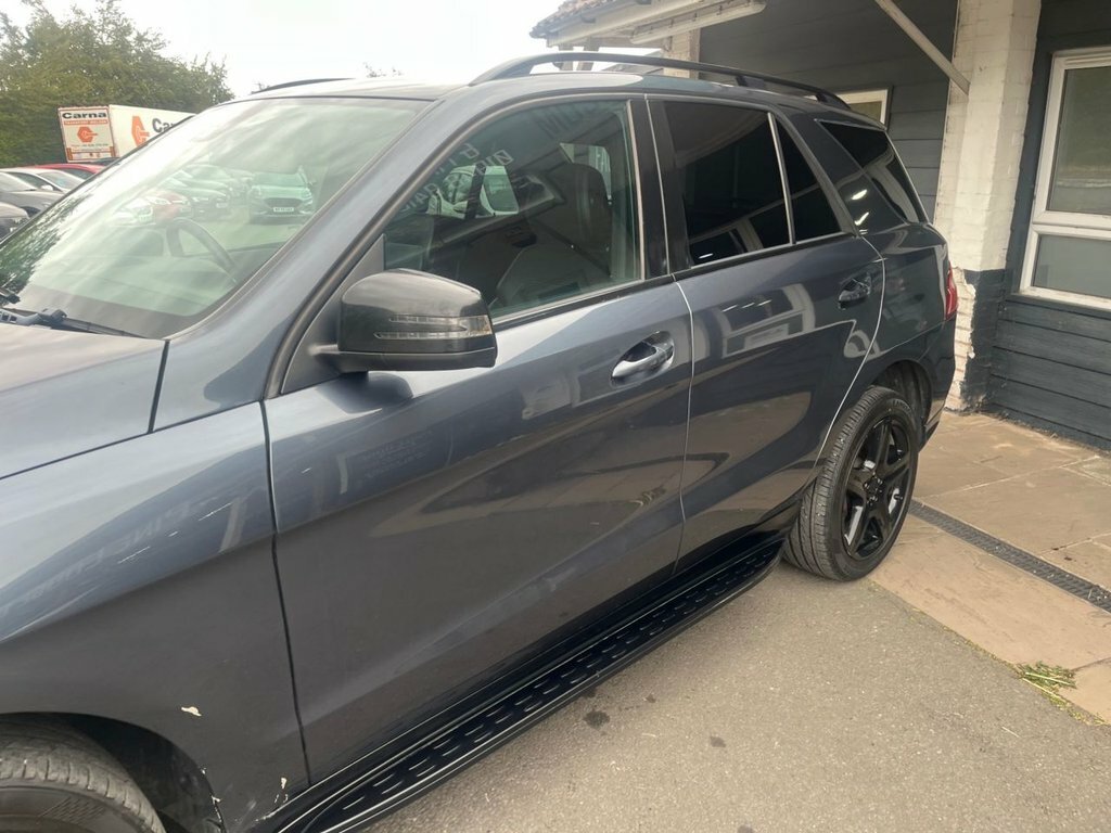 Mercedes-Benz M Class 2.1L Amg Sport Silver #29