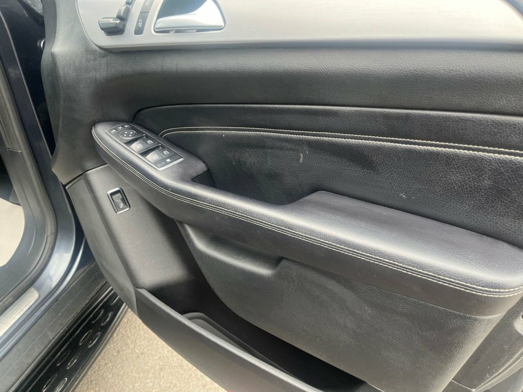 Mercedes-Benz M Class 2.1L Amg Sport Silver #40