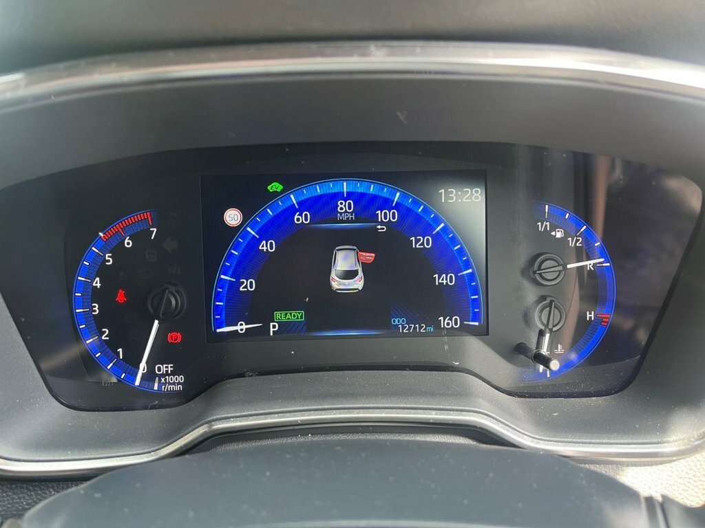 Toyota Corolla 1.8L Icon Tech Black #4