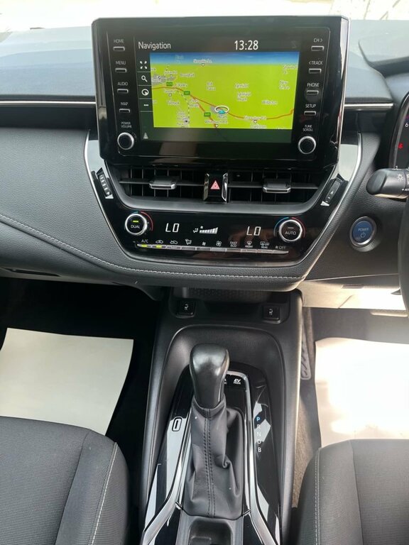 Toyota Corolla 1.8L Icon Tech Black #3