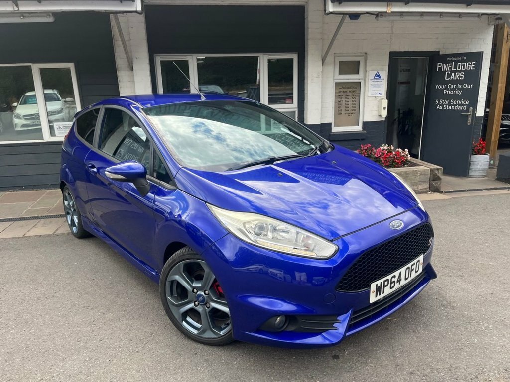 Ford Fiesta 1.25 Zetec Euro 5 Red #8