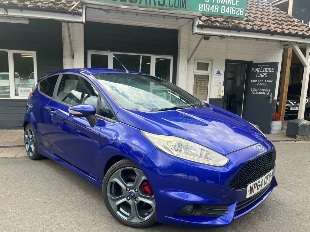 Ford Fiesta 1.25 Zetec Euro 5 Red #9