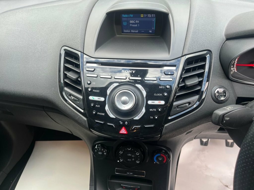 Ford Fiesta 1.25 Zetec Euro 5 Red #38