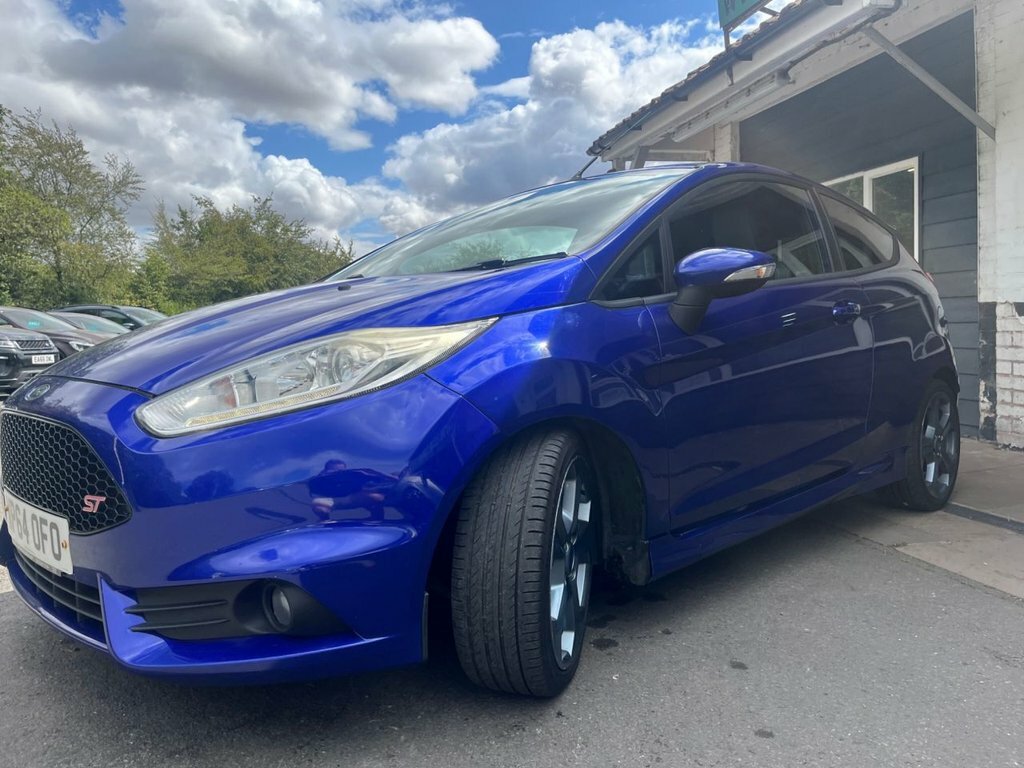 Ford Fiesta 1.25 Zetec Euro 5 Red #27