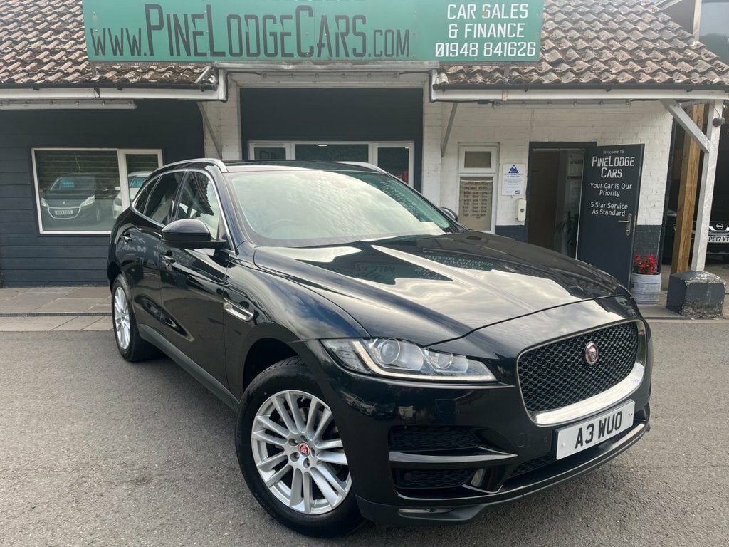 Jaguar F-Pace 2L Portfolio Black