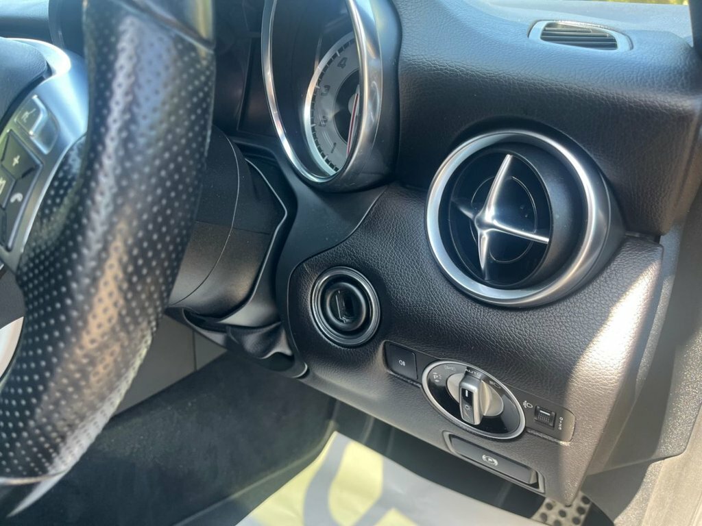 Mercedes-Benz SLK 250 Cdi Amg Sport Tip  #38