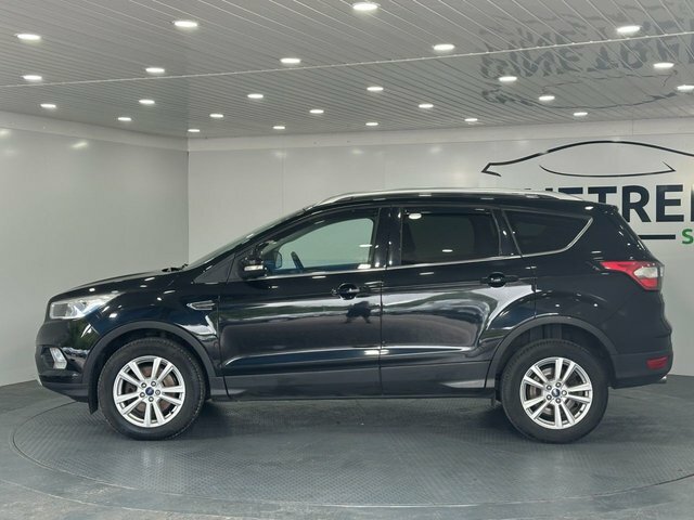 Ford Kuga 1.5 Tdci Zetec Suv Euro 6 S S Black #4