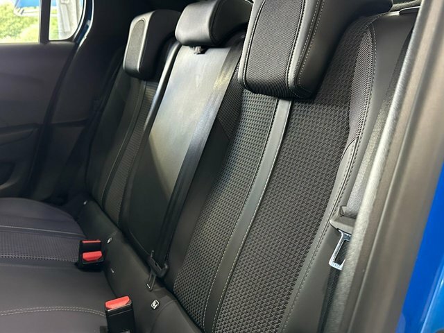 Peugeot 208 1.2 Puretech 130 Allure Eat8 Black #18