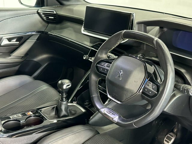 Peugeot 208 1.2 Puretech 130 Allure Eat8 Black #10