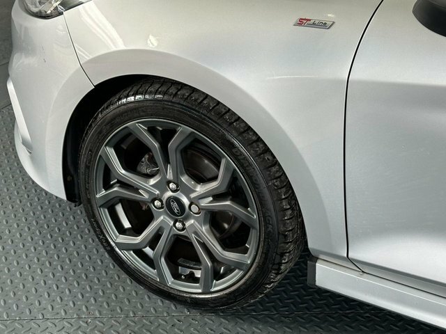 Ford Fiesta 1.0T Ecoboost Vignale Euro 6 Ss Grey #9