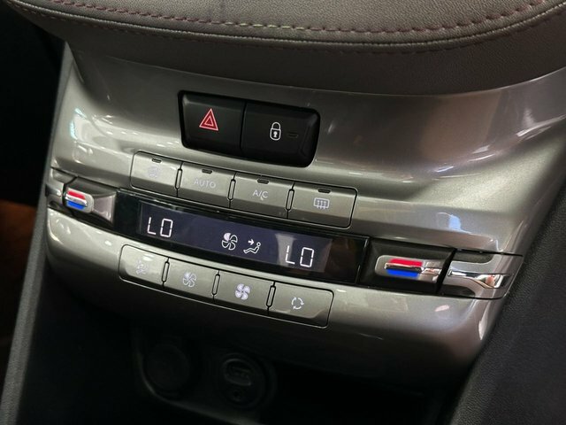 Peugeot 208 1.0 Vti Access Euro 5 White #18