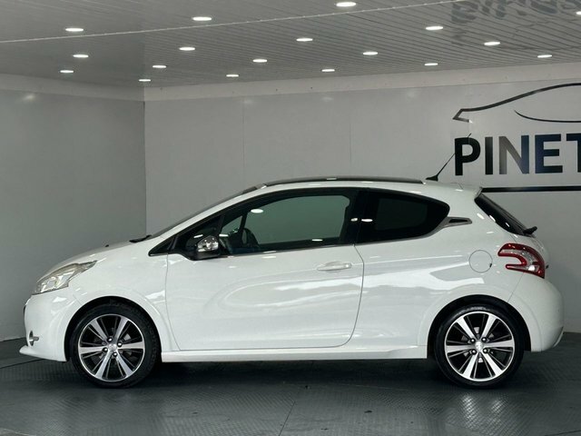 Peugeot 208 1.6 Vti Xy Hatchback Euro 5 120 White #4