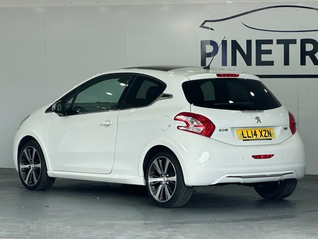 Peugeot 208 1.6 Vti Xy Hatchback Euro 5 120 White #6