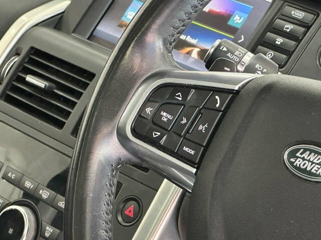 Land Rover Discovery Sport Si4 Hse Luxury Black #11