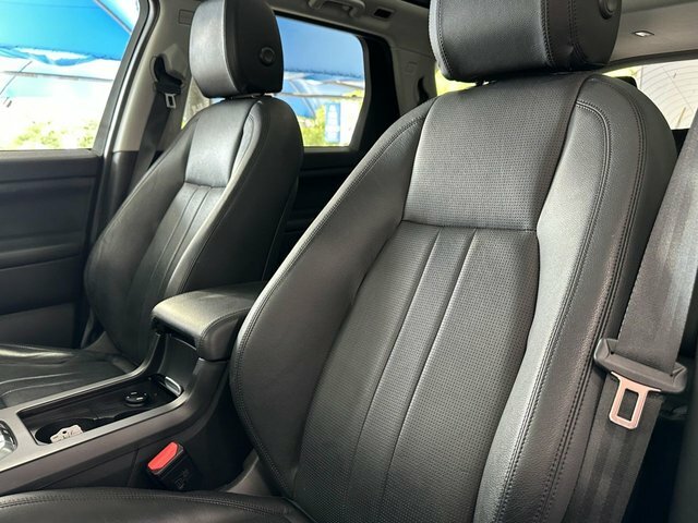 Land Rover Discovery Sport Si4 Hse Luxury Black #20