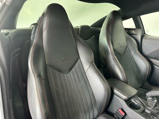 Peugeot RCZ 2.0 Hdi Gt Euro 5 Black #9