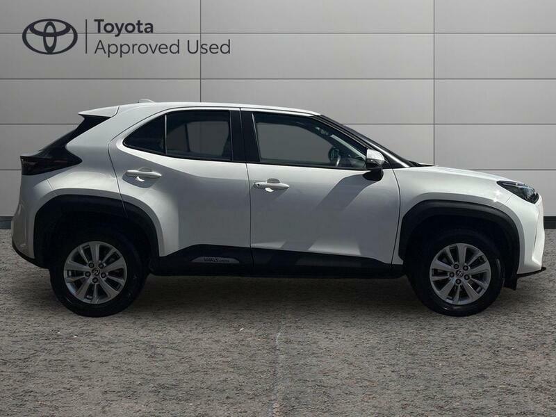 Toyota Yaris Cross 1.5 Vvt-h Icon Suv Hybrid E-cvt Euro 6 DU74ESF White #2