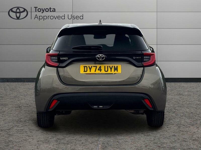 Toyota Yaris 1.5 Vvt-h Design Hatchback Hybrid E-cvt Brown #4