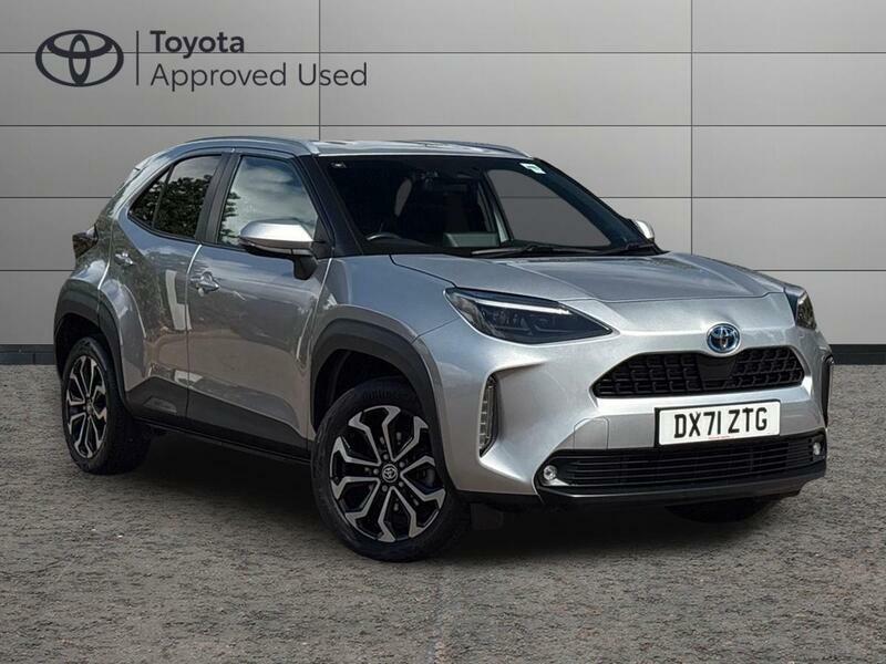 Toyota Yaris Cross 1.5 Vvt-h Design Suv Hybrid E-cvt Euro Silver