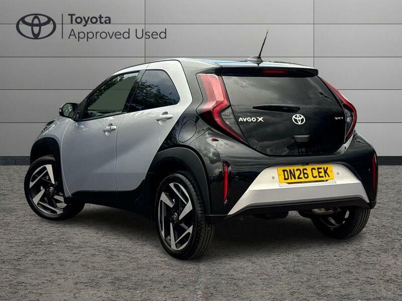 Toyota Aygo X 1.5H 49Kwh Design Hatchback Hybrid Cvt DN26CEK Silver #5