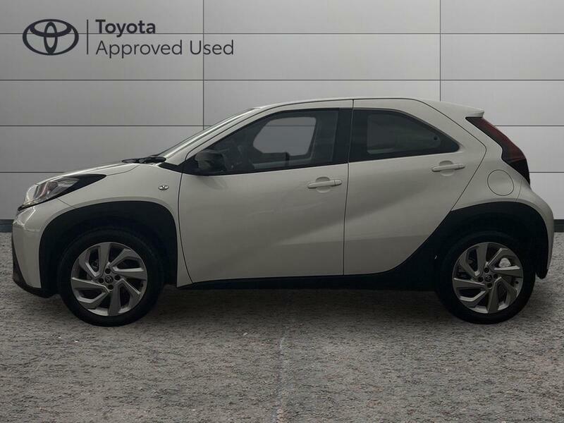 Toyota Aygo X 1.0 Vvt-i Pure Hatchback X-shift Euro 6 White #6