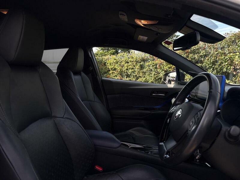 Toyota C-Hr 1.8 Vvt-h Dynamic Cvt Euro 6 Ss Grey #39
