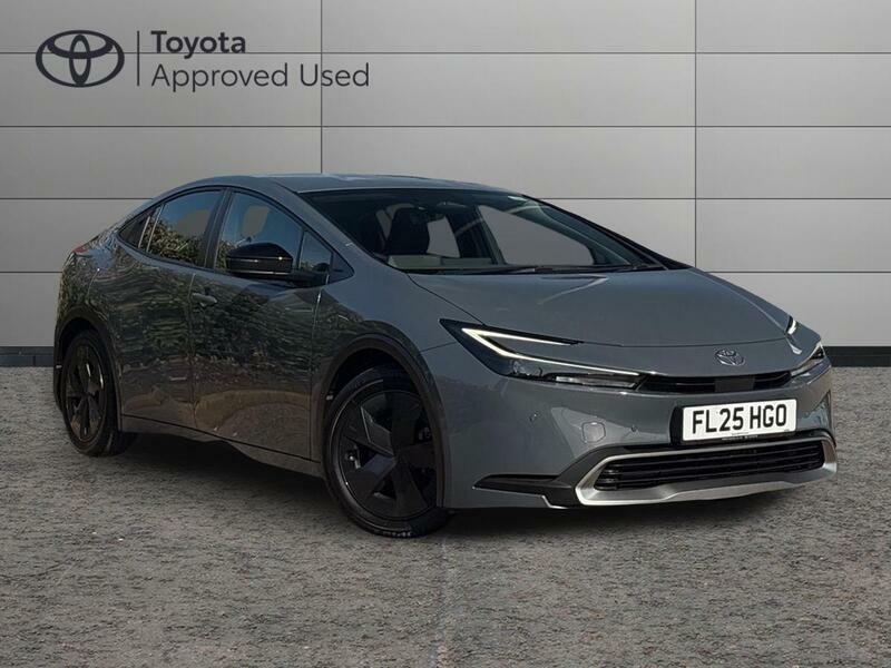 Toyota Prius 2.0 13.6Kwh Design Hatchback Plug-in Hy