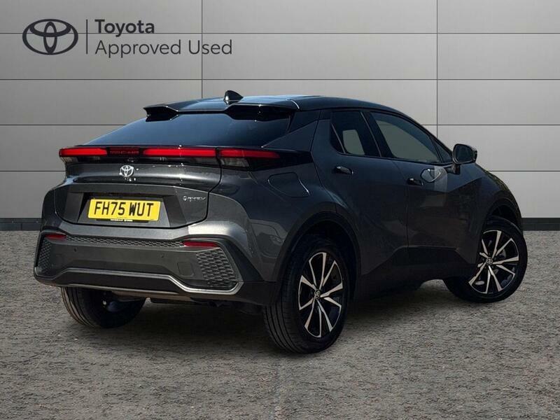Toyota C-Hr 2.0 Vvt 13.6Kwh Design Suv Plug-in Hybr Grey #3