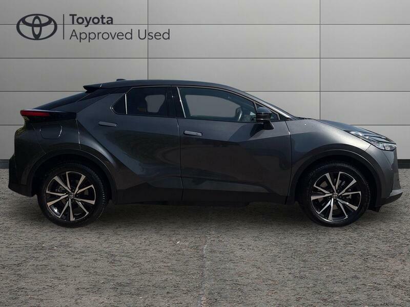 Toyota C-Hr 2.0 Vvt 13.6Kwh Design Suv Plug-in Hybr Grey #2