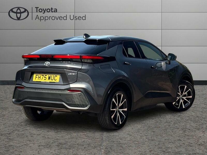 Toyota C-Hr 2.0 Vvt 13.6Kwh Design Suv Plug-in Hybr Grey #3