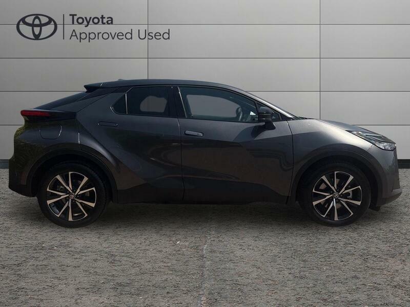 Toyota C-Hr 2.0 Vvt 13.6Kwh Design Suv Plug-in Hybr Grey #2