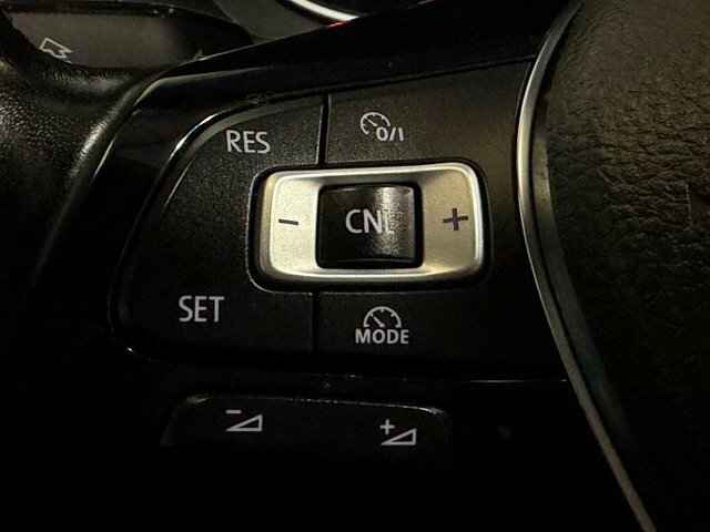 Volkswagen Tiguan 2L Se Navigation Blue #25