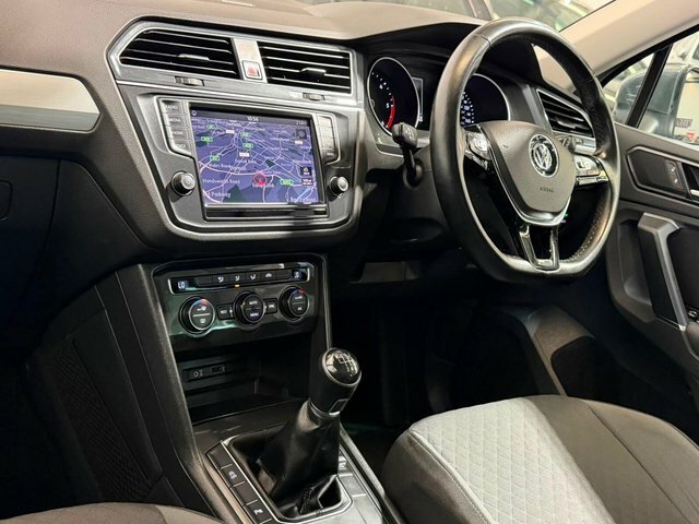 Volkswagen Tiguan 2L Se Navigation Blue #17