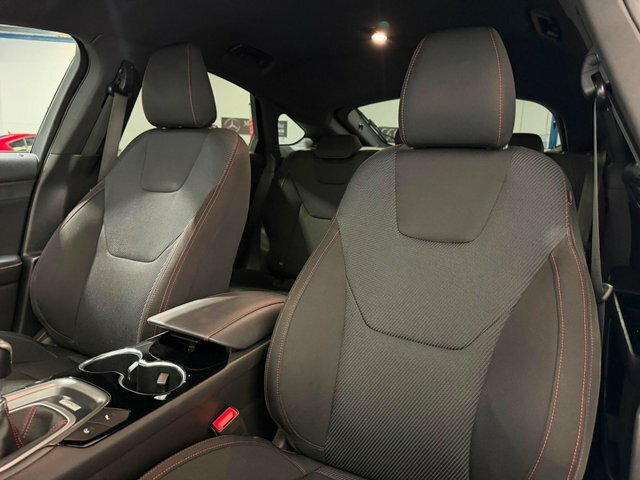 Ford Mondeo Mondeo Vignale Hev Red #14
