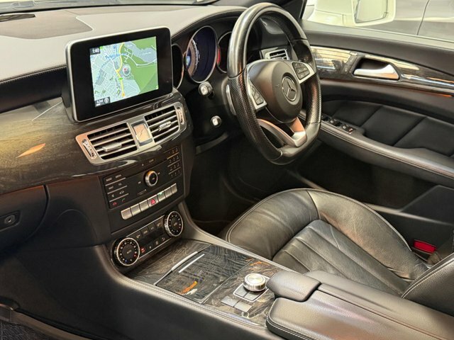 Mercedes-Benz CLS Cls350 D Amg Line Premium Black #16