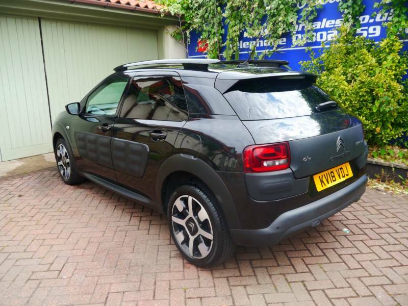 Citroen C4 Cactus 1.2 Puretech 110 Flair Black #4