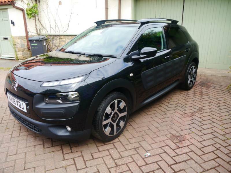 Citroen C4 Cactus 1.2 Puretech 110 Flair Black #3