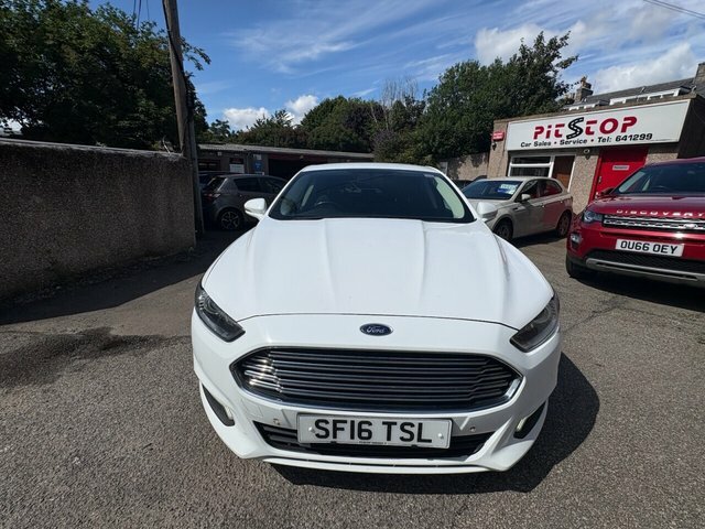 Ford Mondeo Tdci Econetic Zetec Hatchback White #6