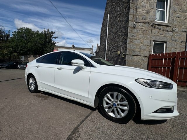 Ford Mondeo Tdci Econetic Zetec Hatchback White