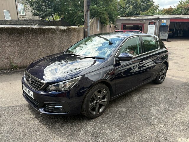 Peugeot 308 Bluehdi Allure Hatchback Blue #4
