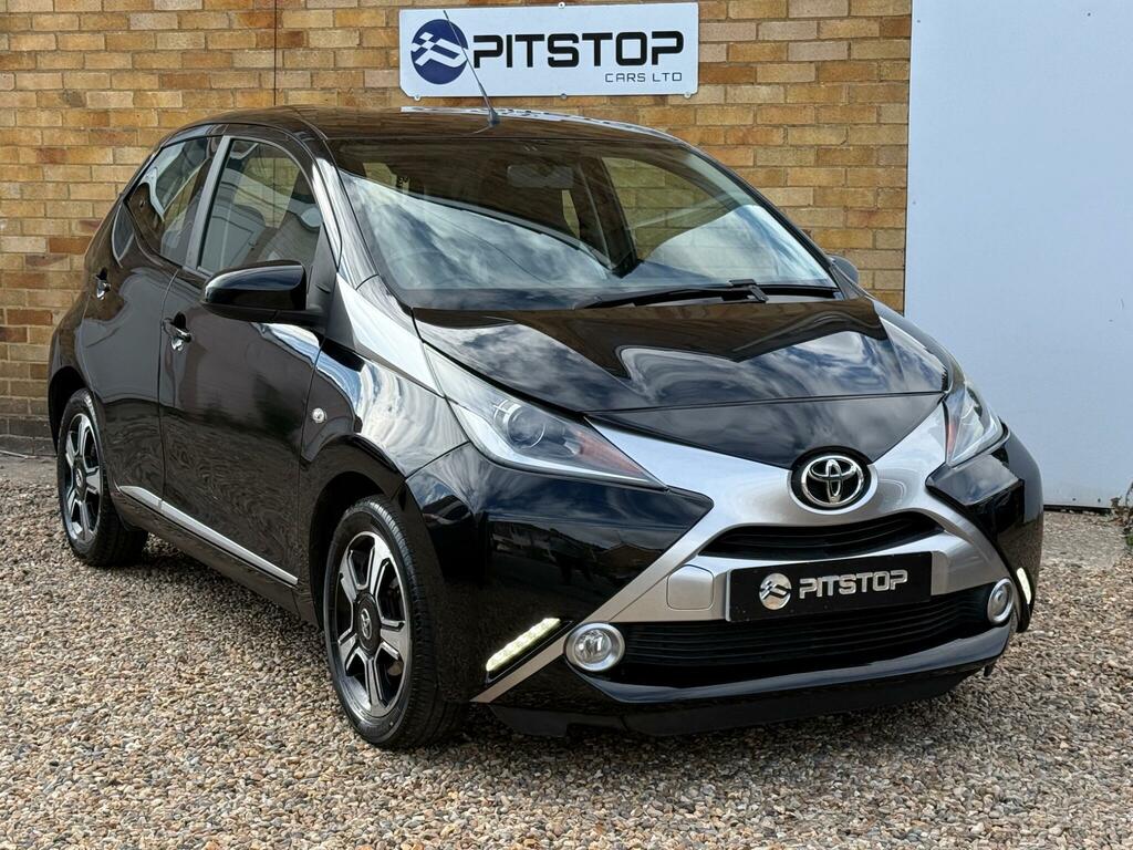 Toyota Aygo X -Cite Vvt-i Orange #8