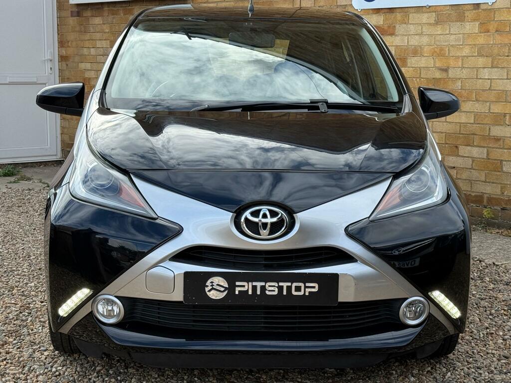 Toyota Aygo X -Cite Vvt-i Orange #7