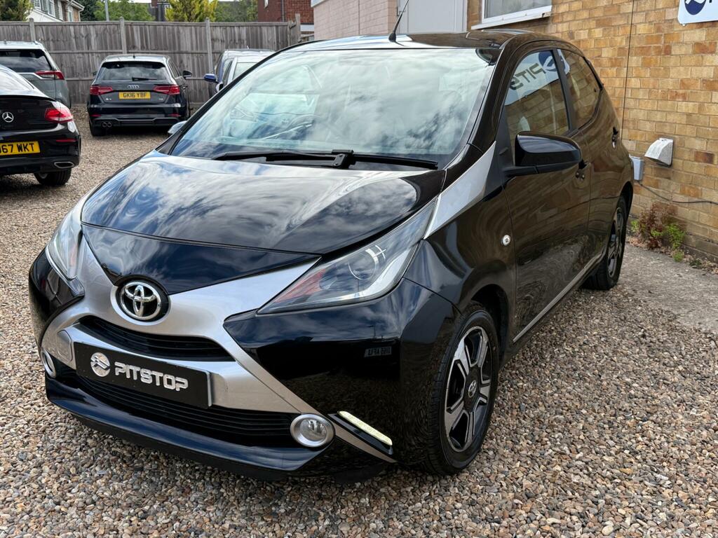 Toyota Aygo X X-clusiv Black #6