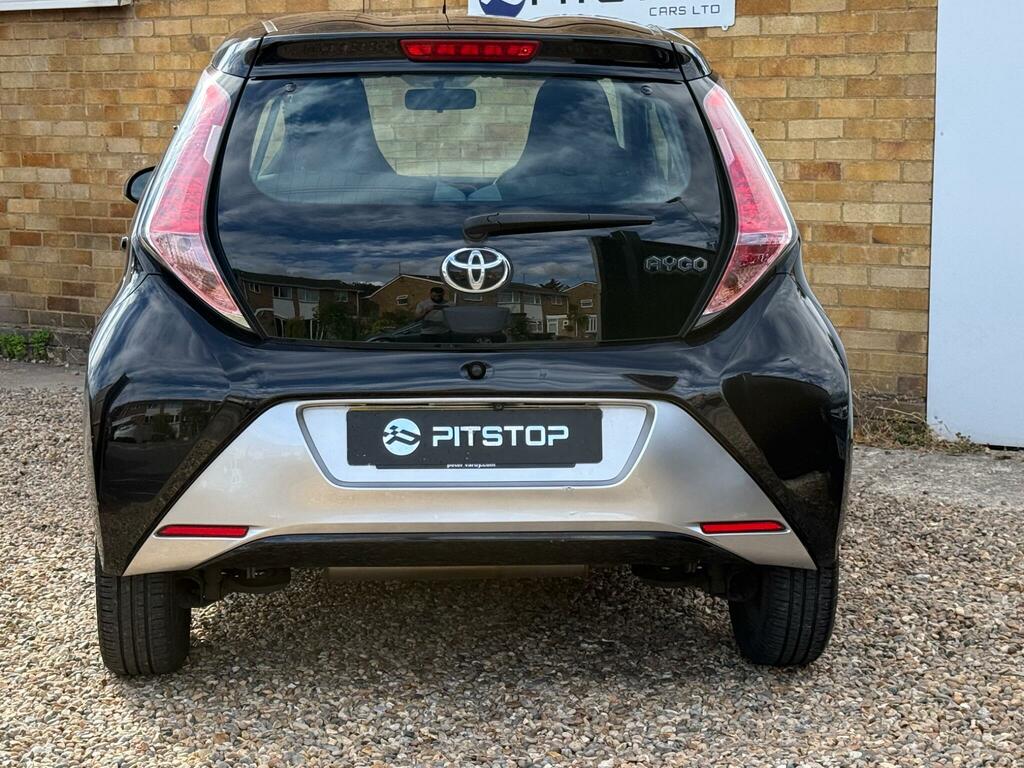 Toyota Aygo X -Cite Vvt-i Orange #9