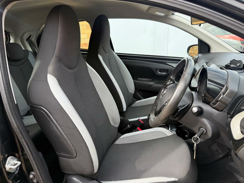 Toyota Aygo X -Cite Vvt-i Orange #18