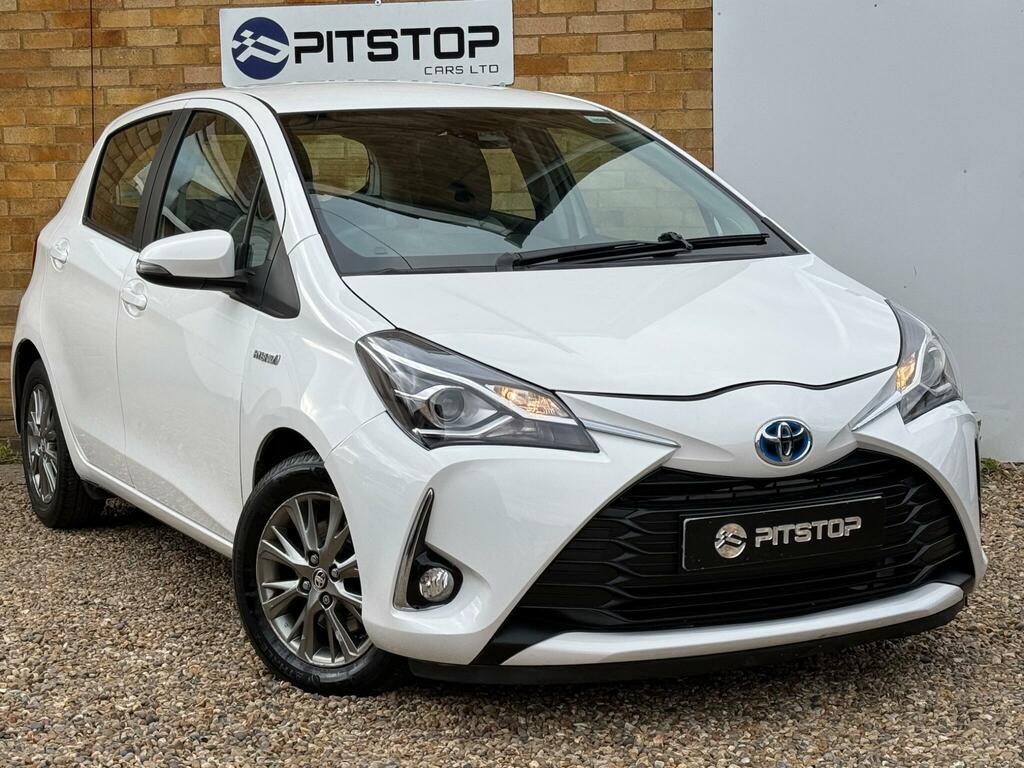 Toyota Yaris Icon Green