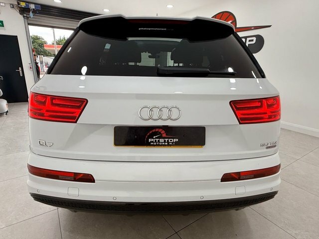Audi Q7 Tdi V6 50 Black RJ19YYX White #6
