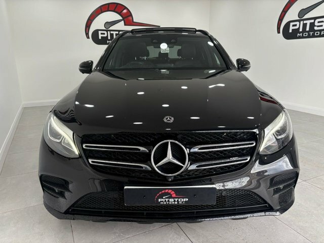Mercedes-Benz GLC Class Glc250 Amg Night Edition Black #4